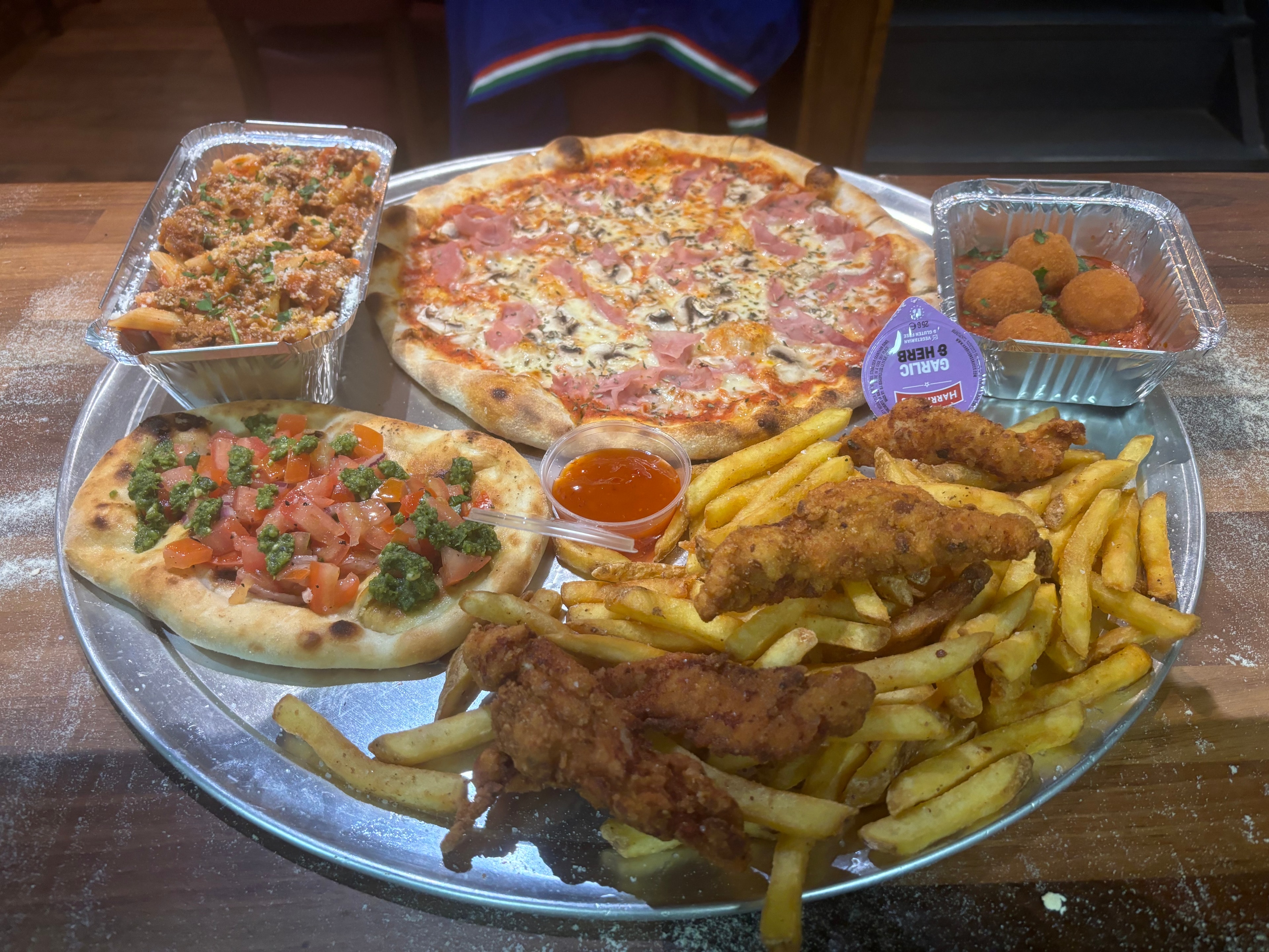 MUNCHY BOX